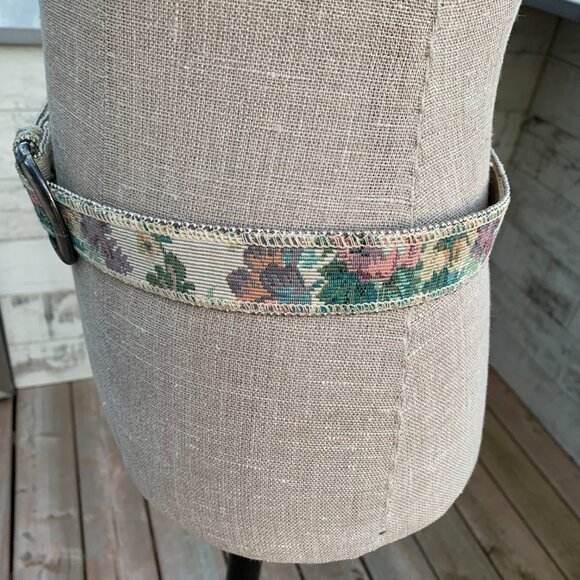 Vintage 80s Floral Tapestry Boho Granny Chic Romantic Retro Western Waist Belt - Picture 3 of 12